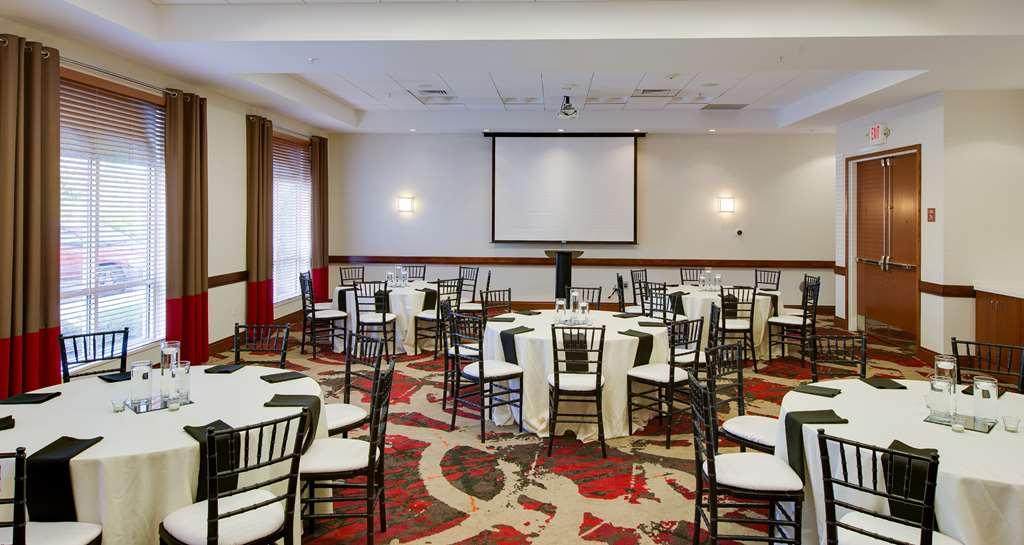 מלון Doubletree By Hilton Raleigh-קרי מתקנים תמונה